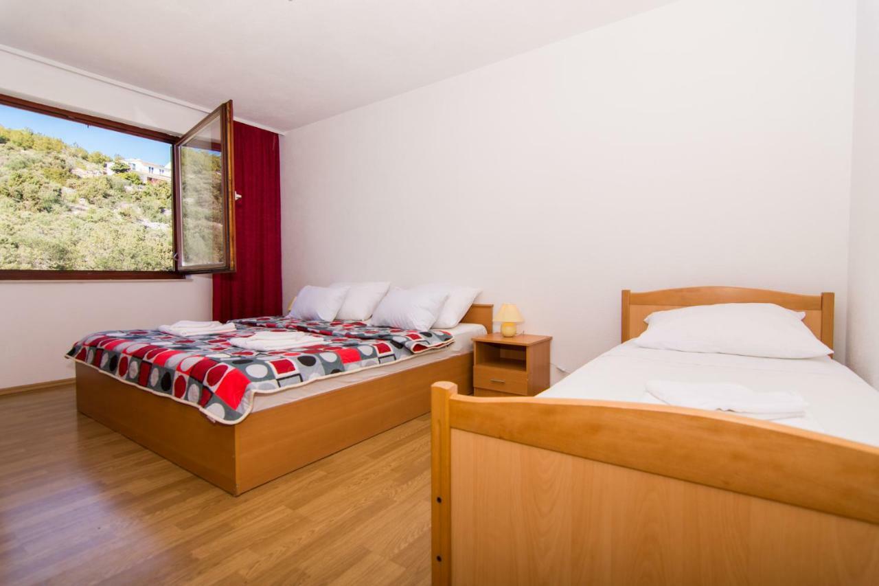 Apartments Jozic Seget Vranjica Eksteriør billede