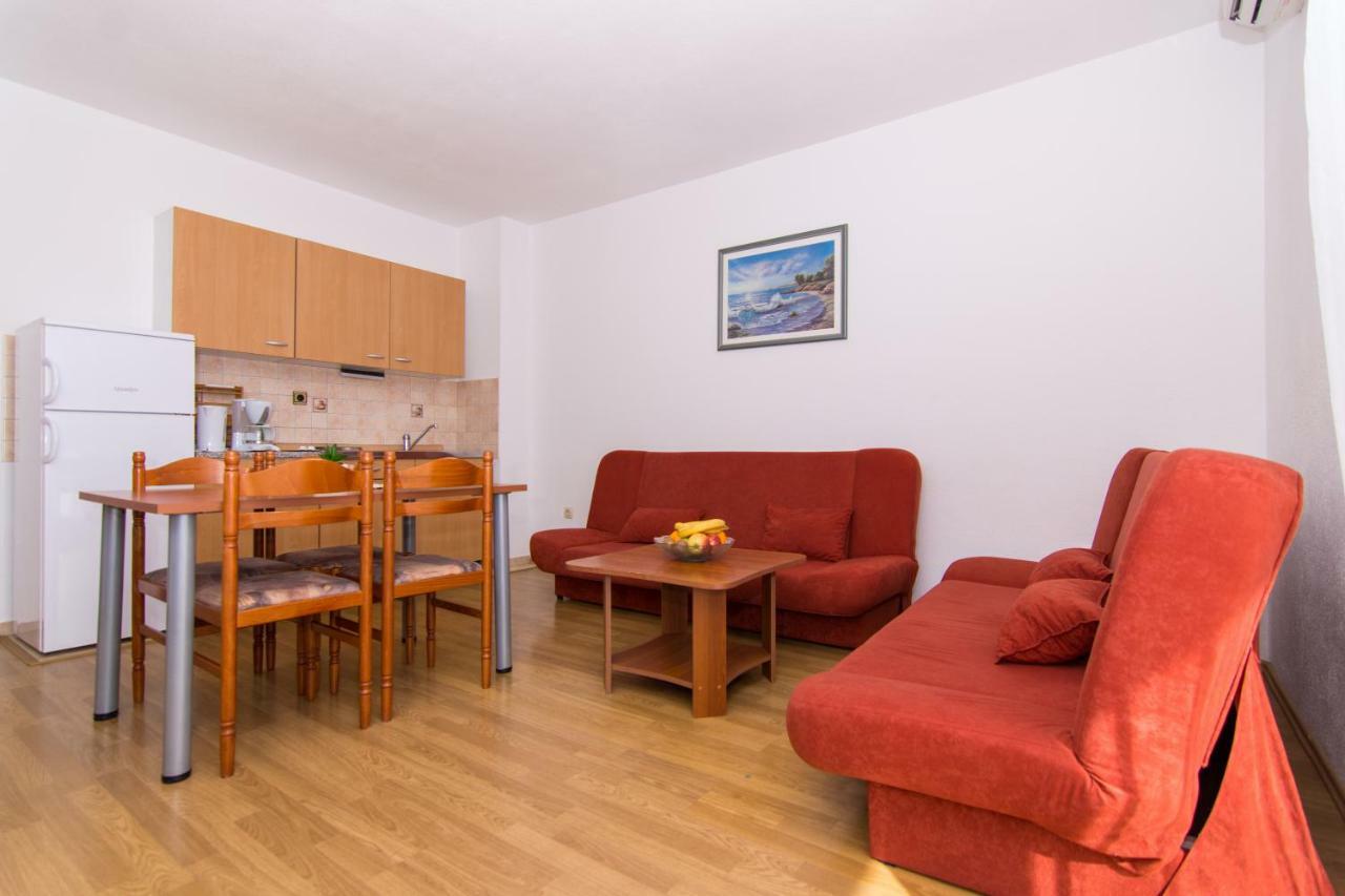 Apartments Jozic Seget Vranjica Eksteriør billede