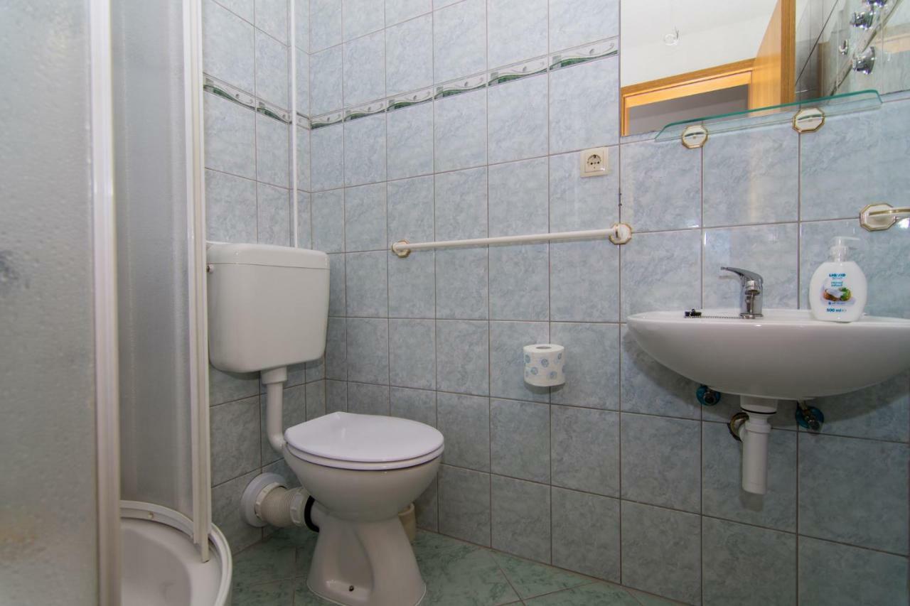 Apartments Jozic Seget Vranjica Eksteriør billede