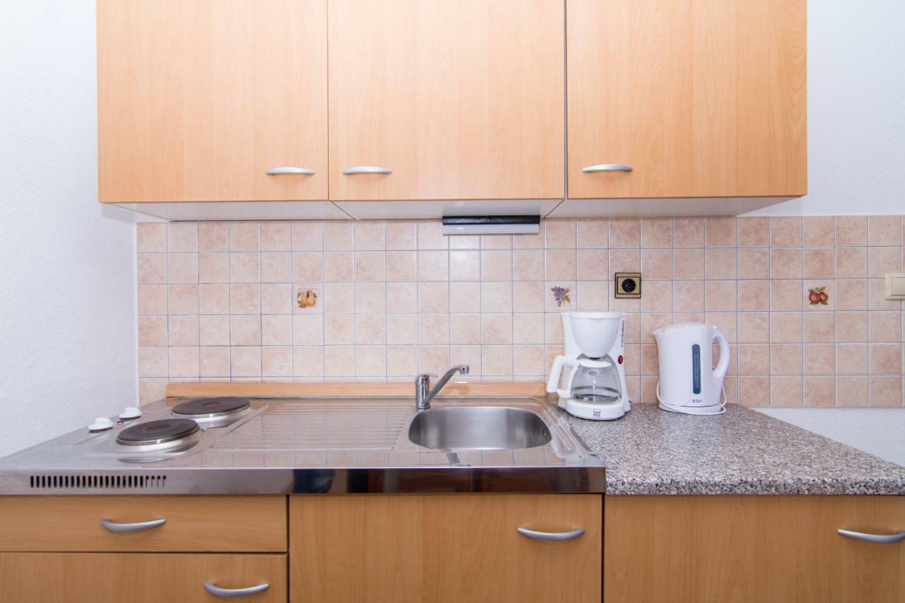 Apartments Jozic Seget Vranjica Eksteriør billede